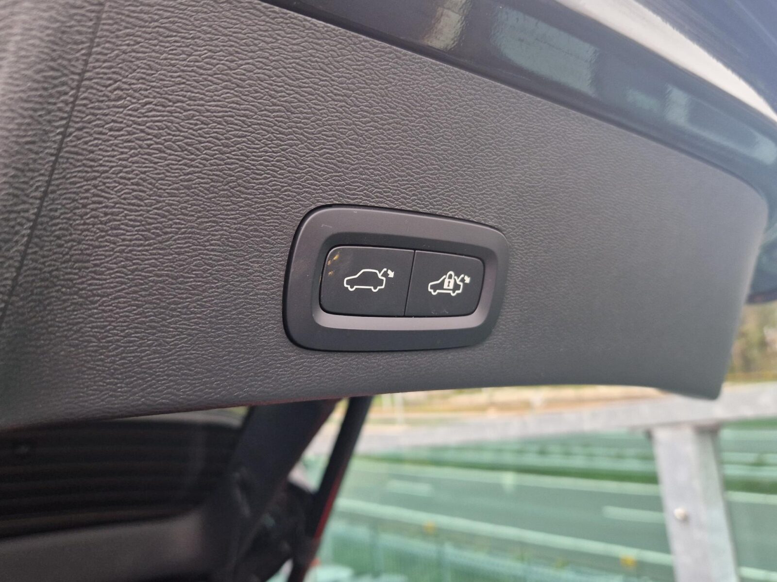 Volvo XC40 - Foto 27