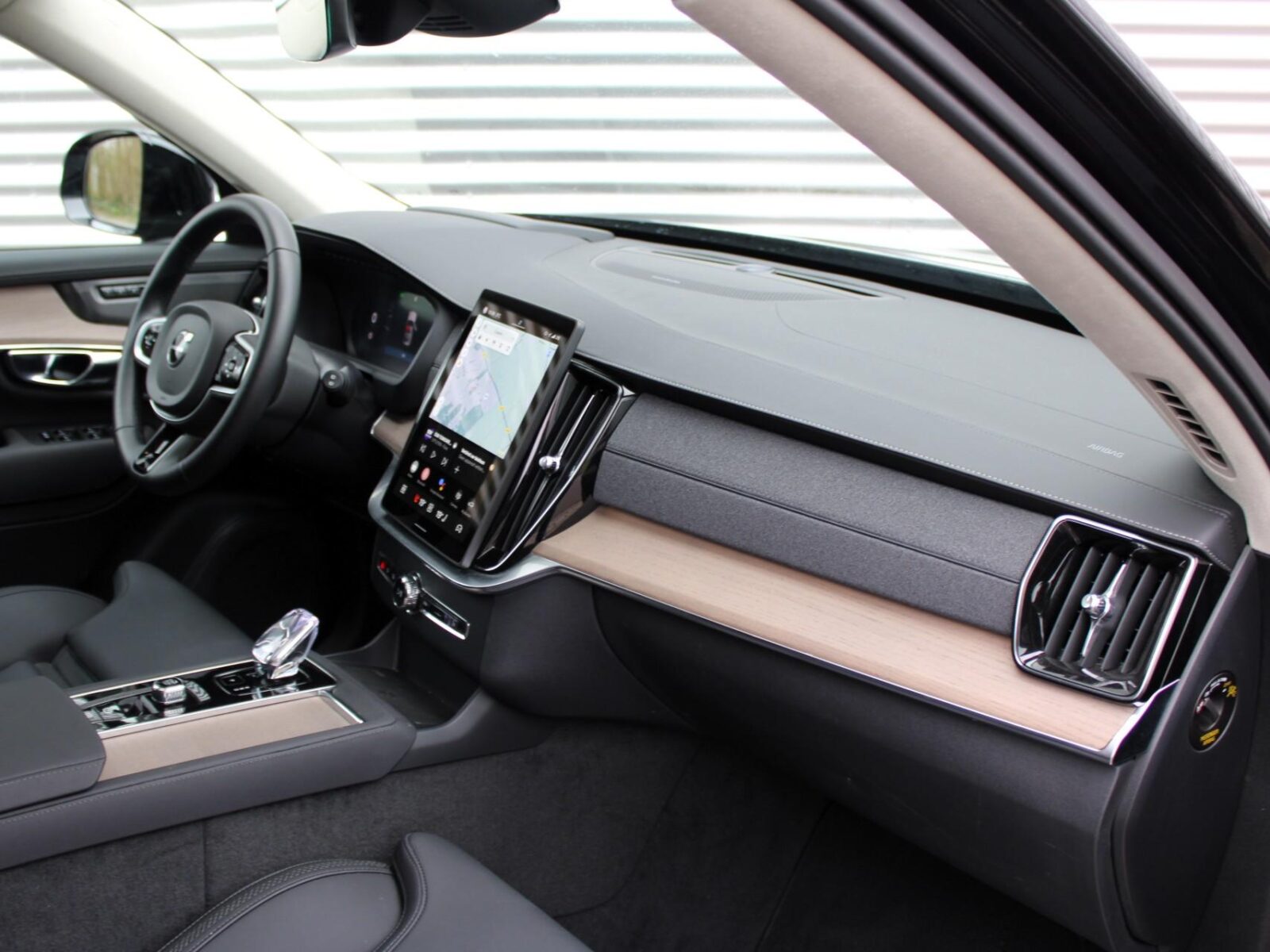 Volvo XC90 - Foto 16