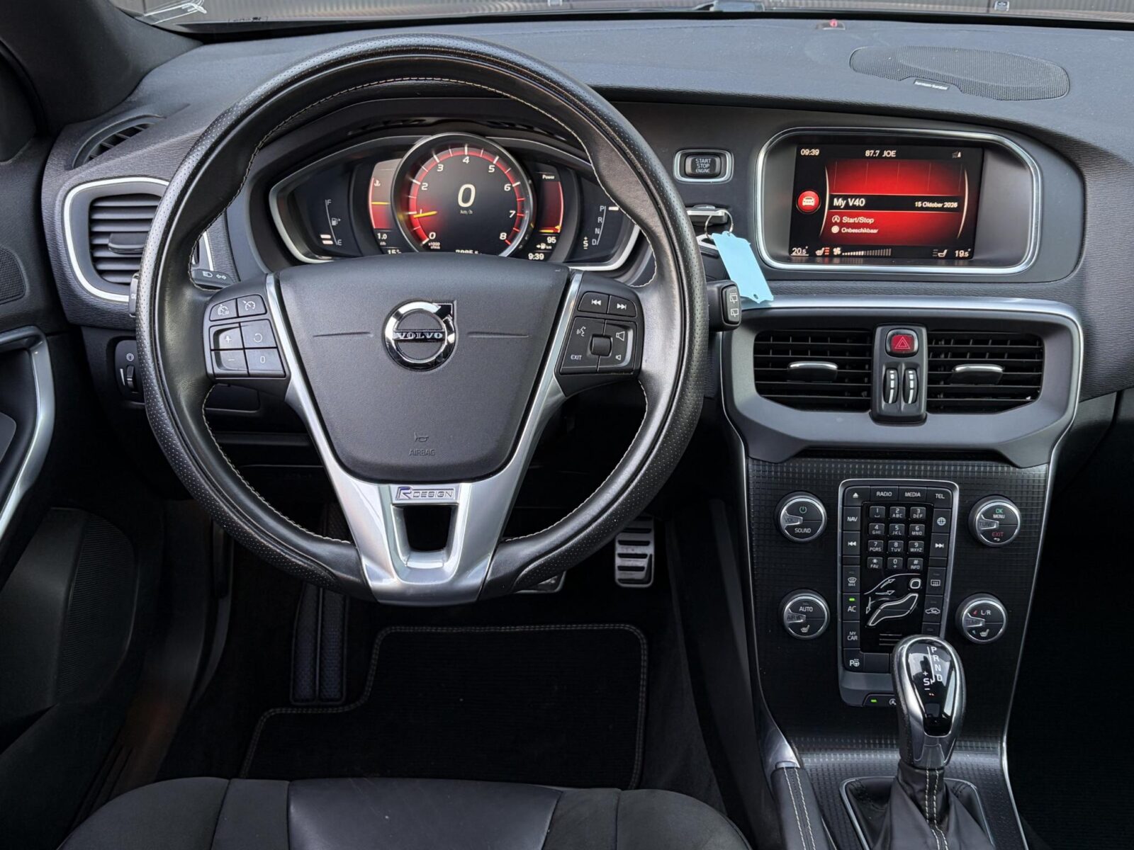 Volvo V40 - Foto 13