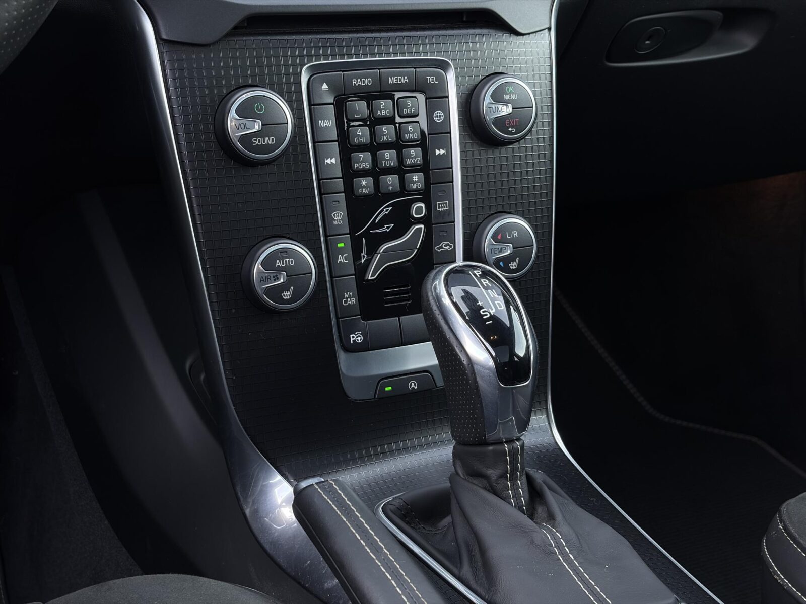 Volvo V40 - Foto 14