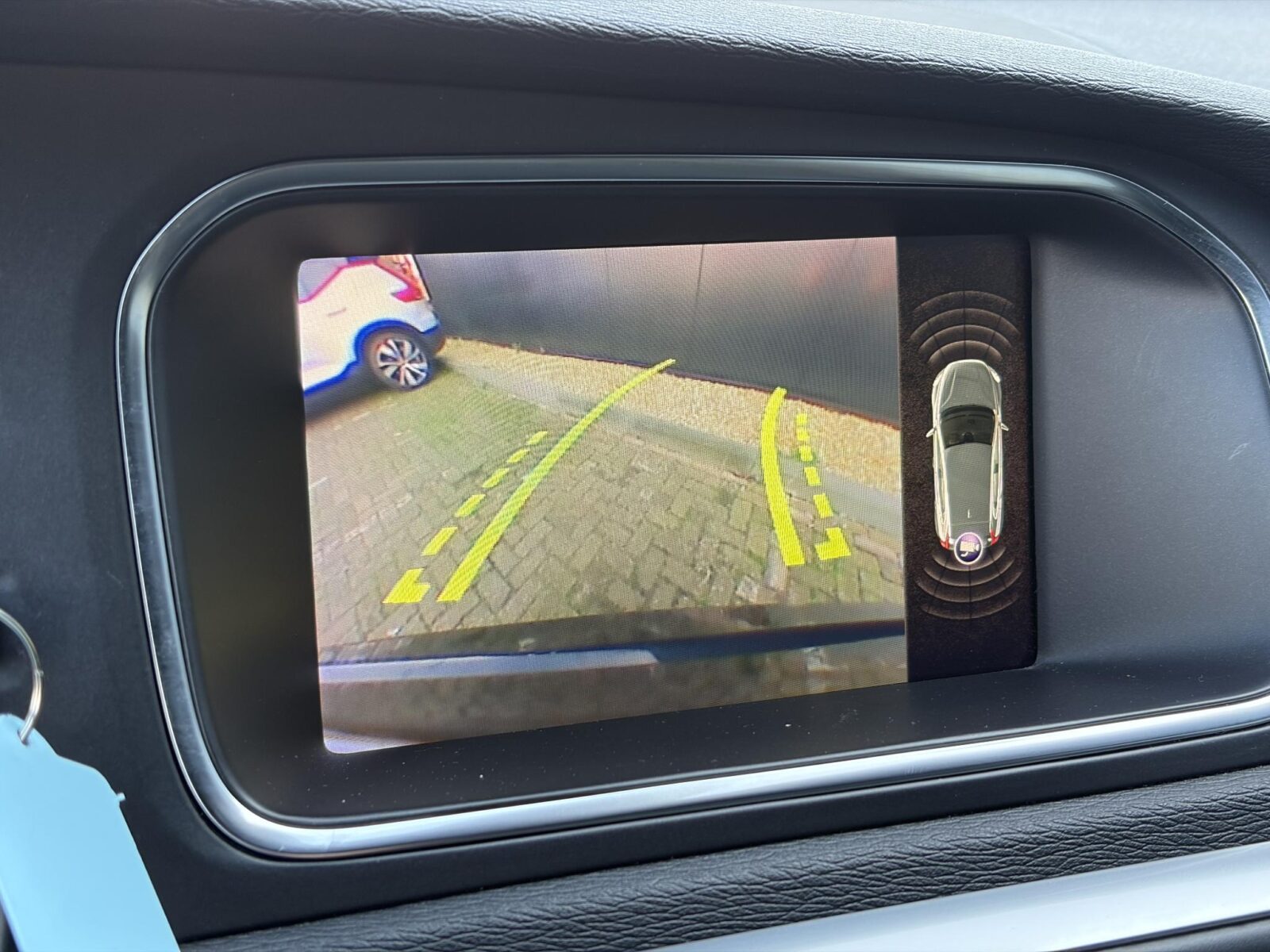 Volvo V40 - Foto 20