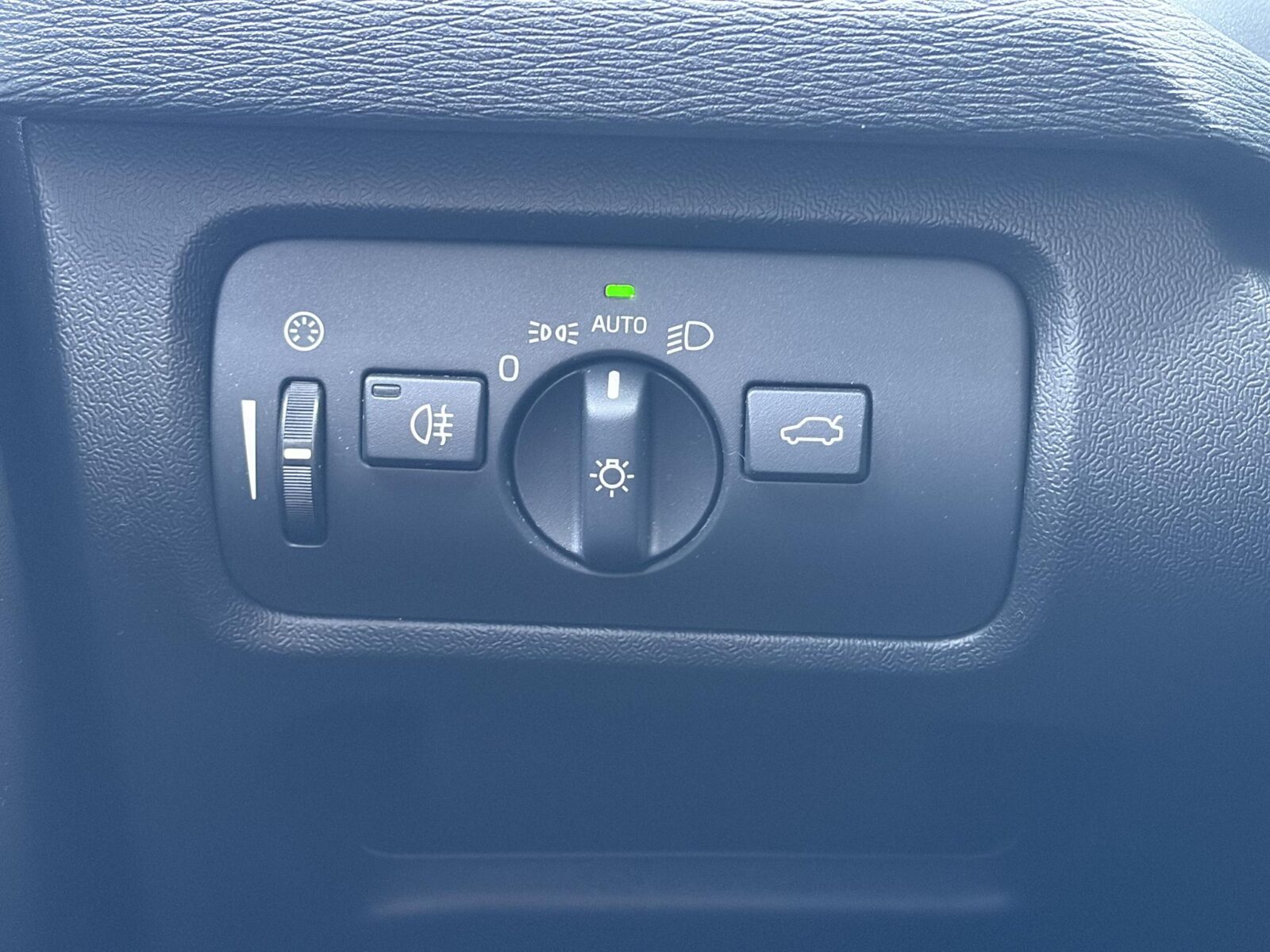 Volvo V40 - Foto 21