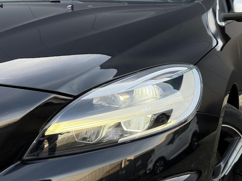 Volvo V40 - Foto 4