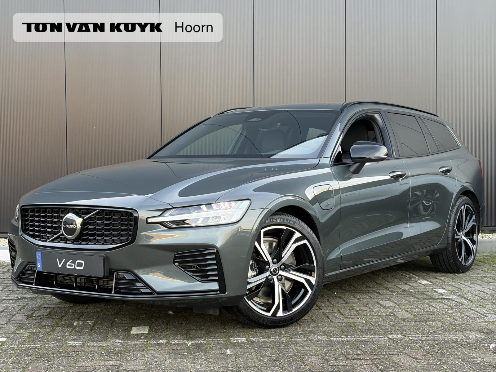 Volvo V60 - Foto 1