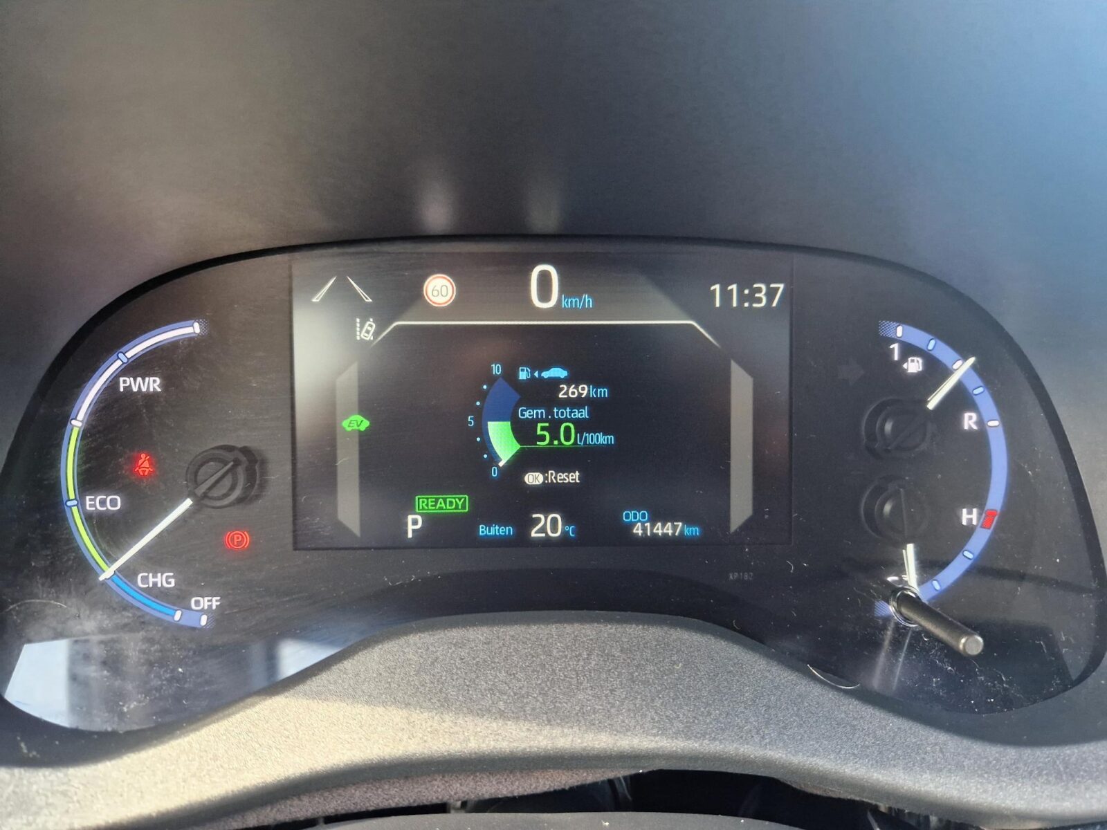 Toyota Yaris Cross - Foto 16
