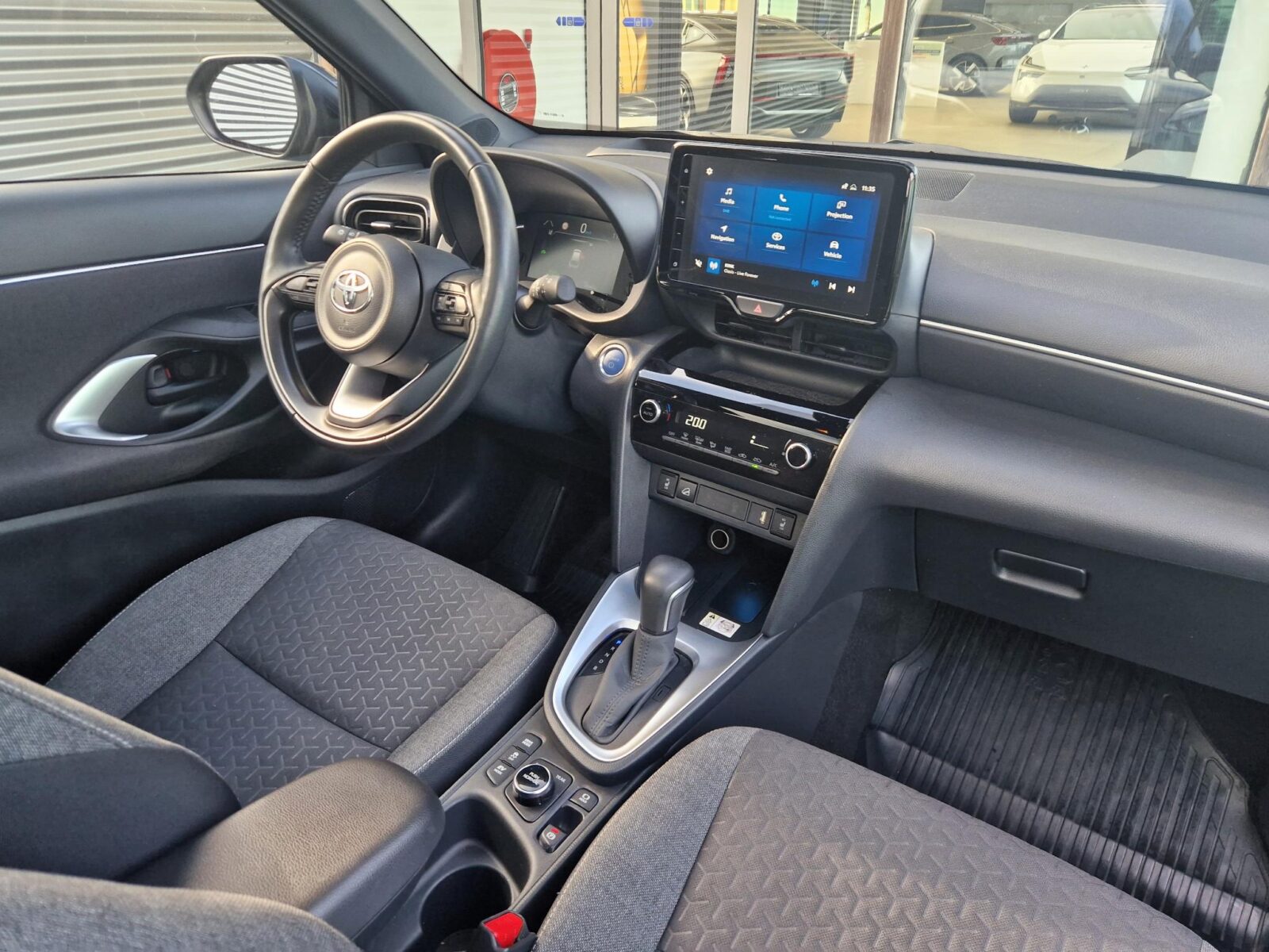 Toyota Yaris Cross - Foto 2