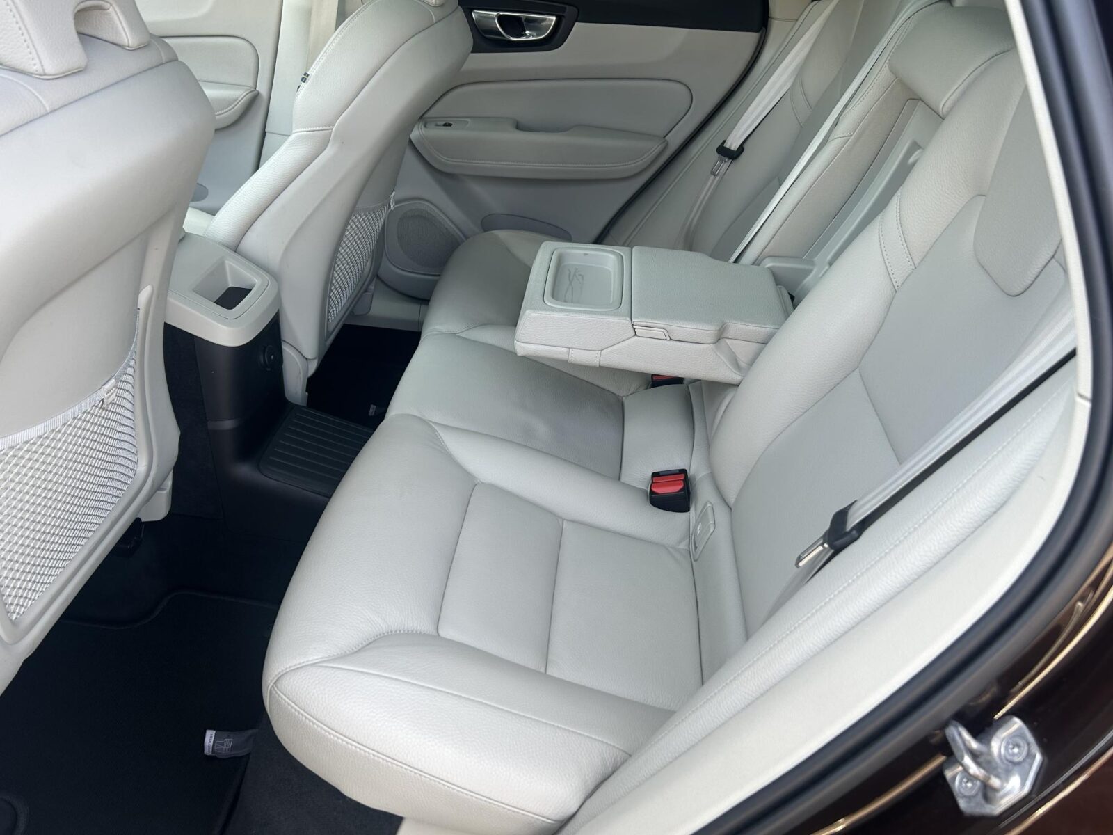 Volvo XC60 - Foto 9
