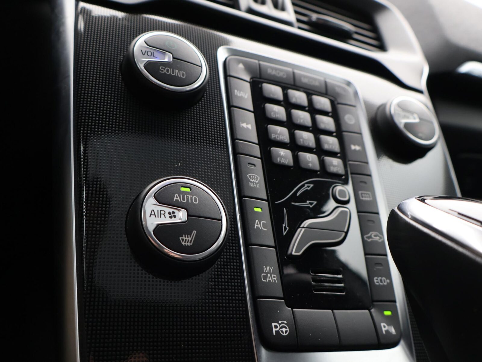 Volvo V40 - Foto 19