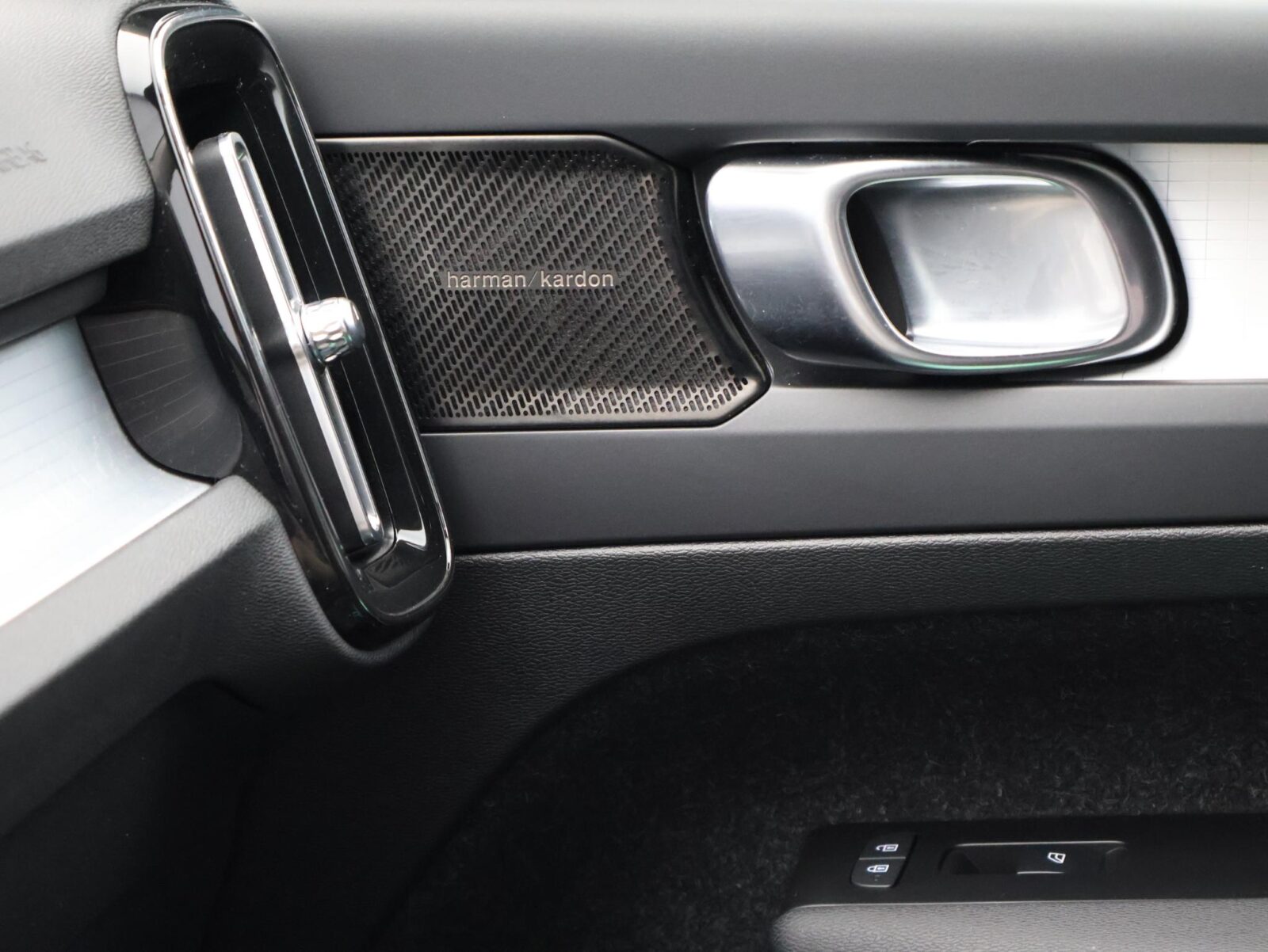 Volvo XC40 - Foto 15