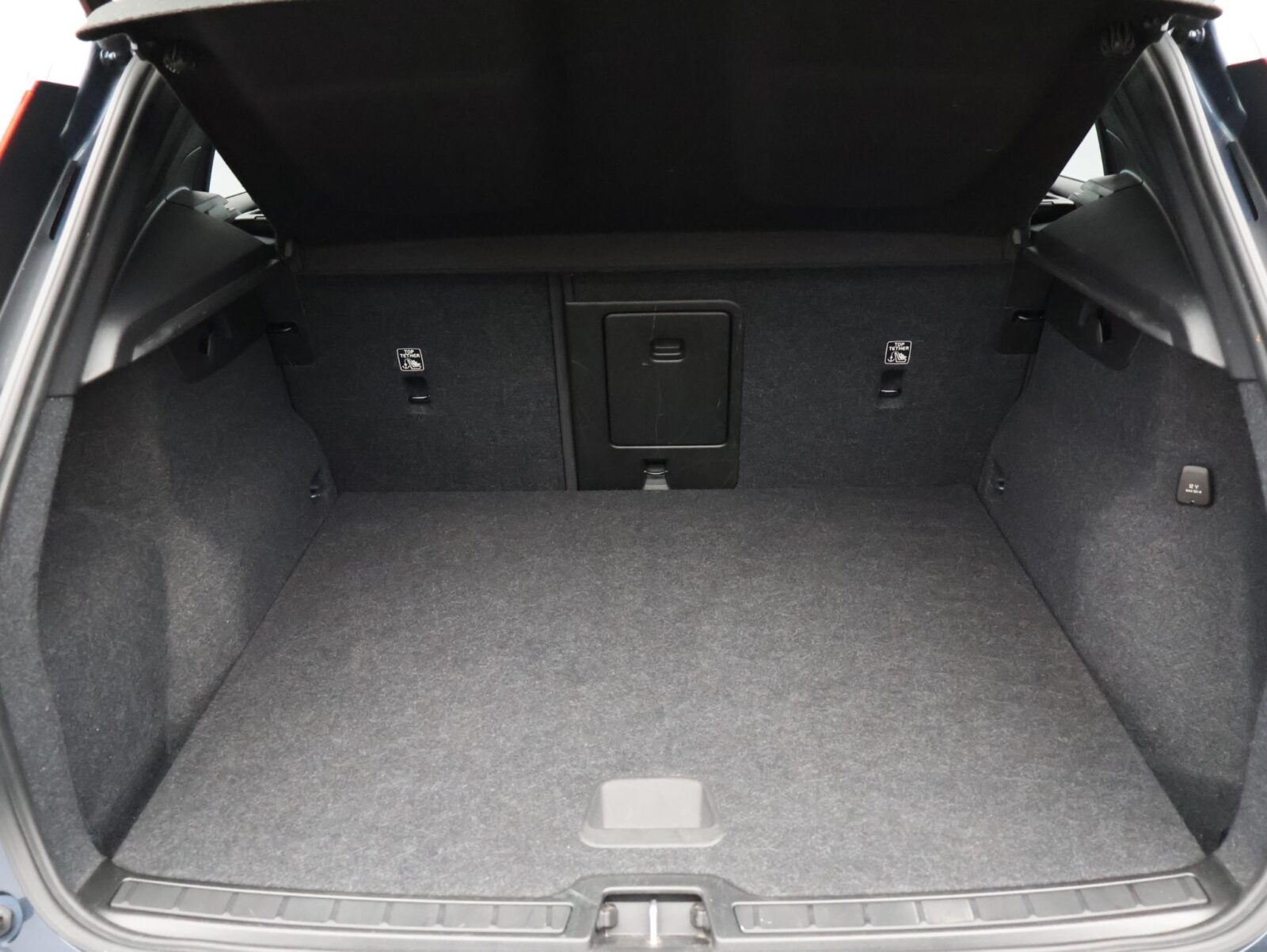 Volvo XC40 - Foto 17