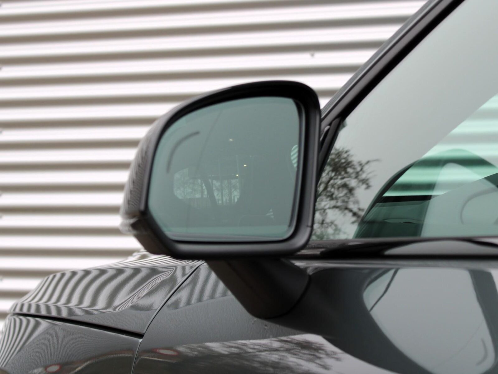 Volvo EX40 - Foto 10