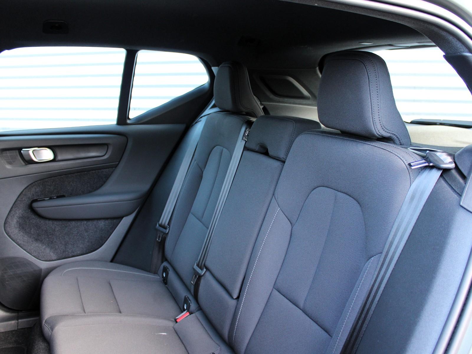Volvo EX40 - Foto 14