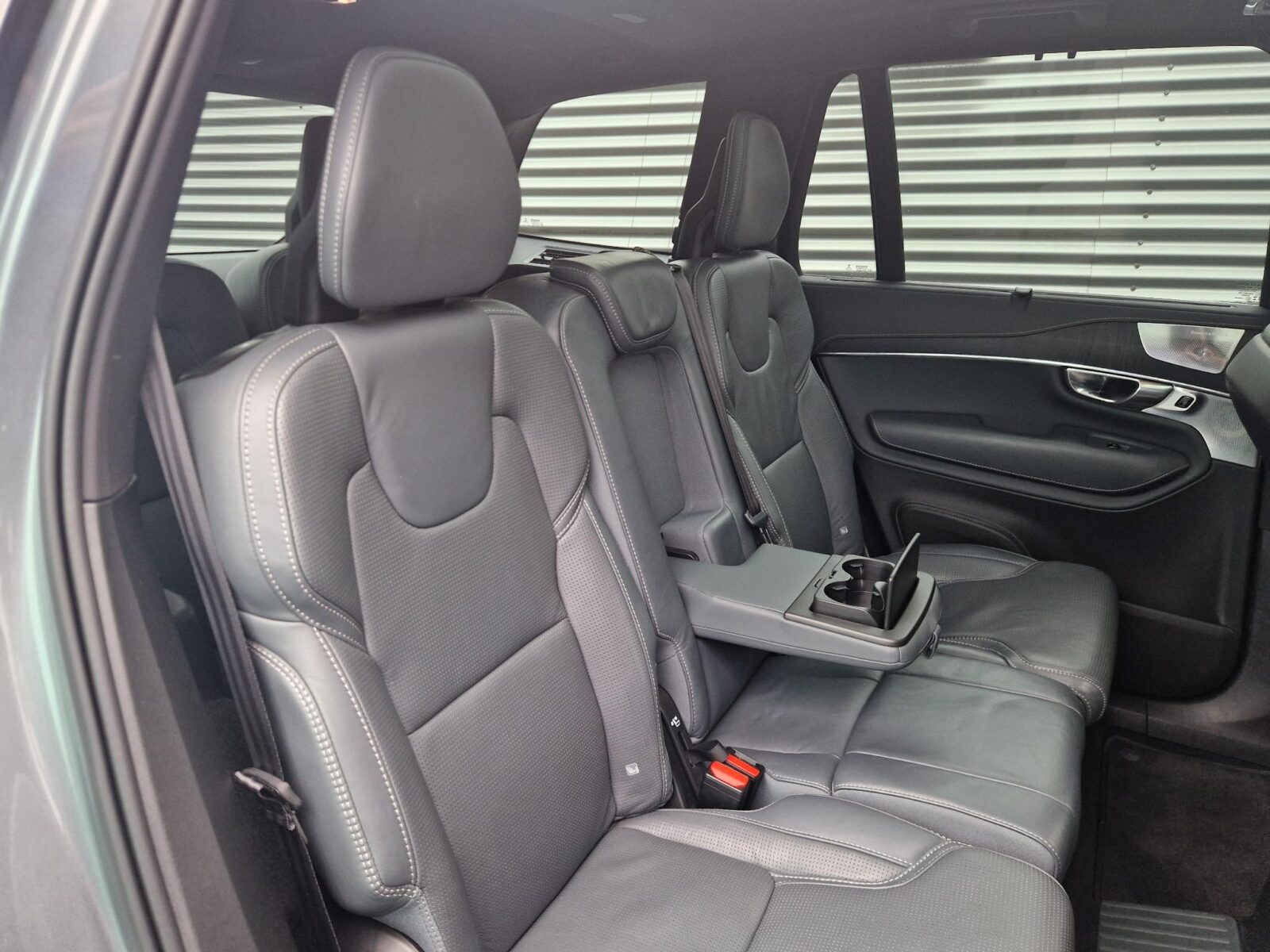 Volvo XC90 - Foto 26