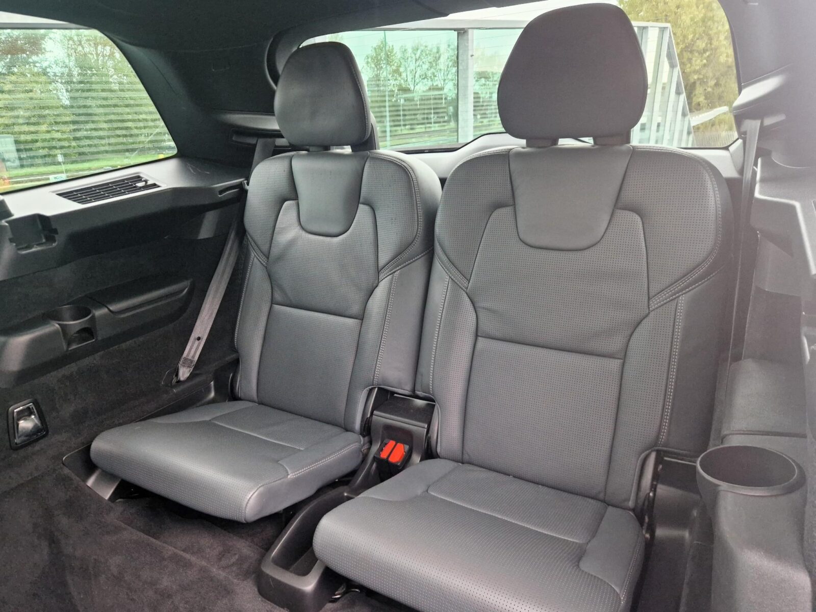 Volvo XC90 - Foto 30