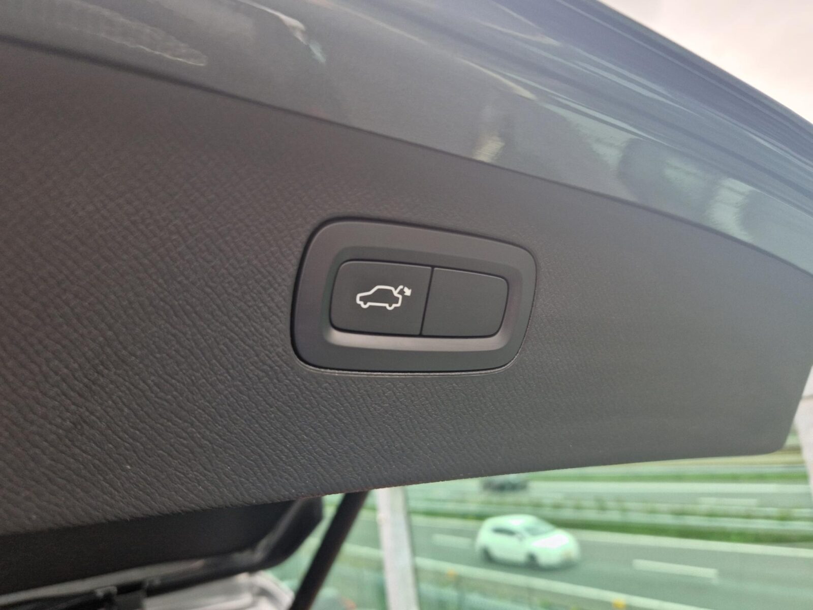 Volvo XC90 - Foto 33