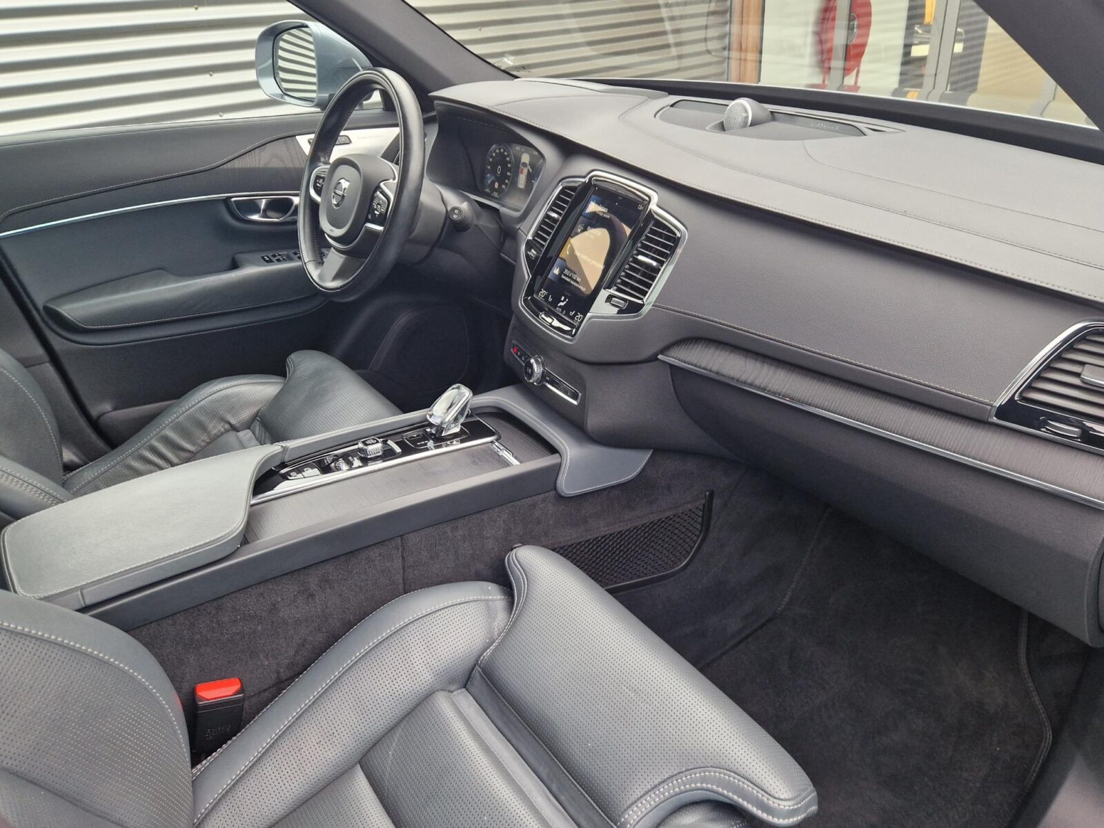 Volvo XC90 - Foto 9