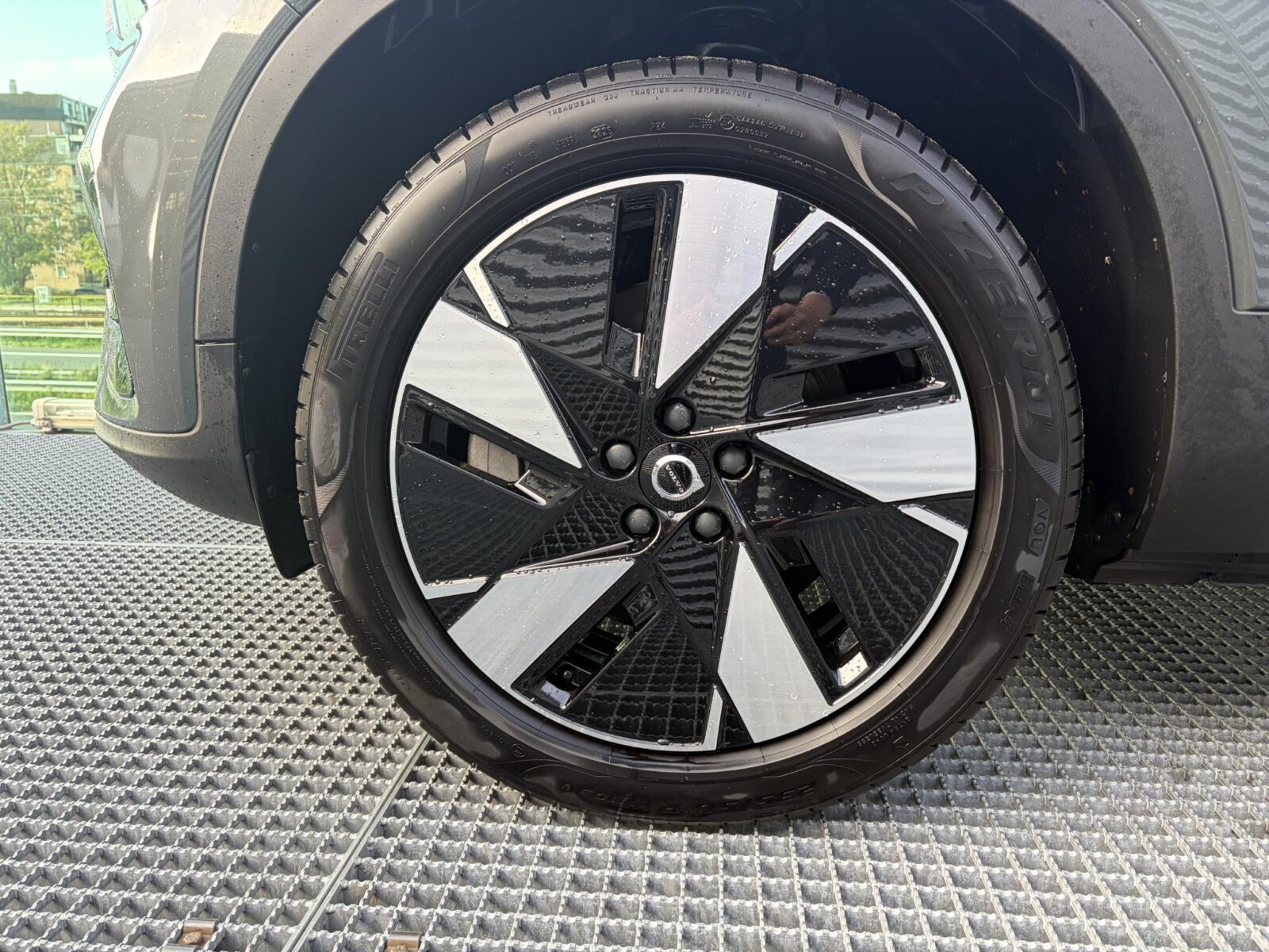 Volvo EX40 - Foto 10