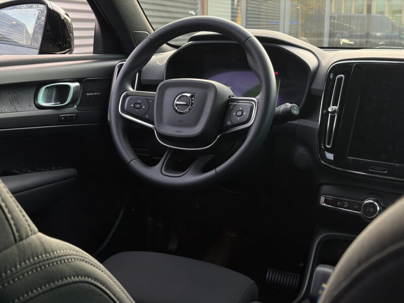 Volvo EX40 - Foto 2