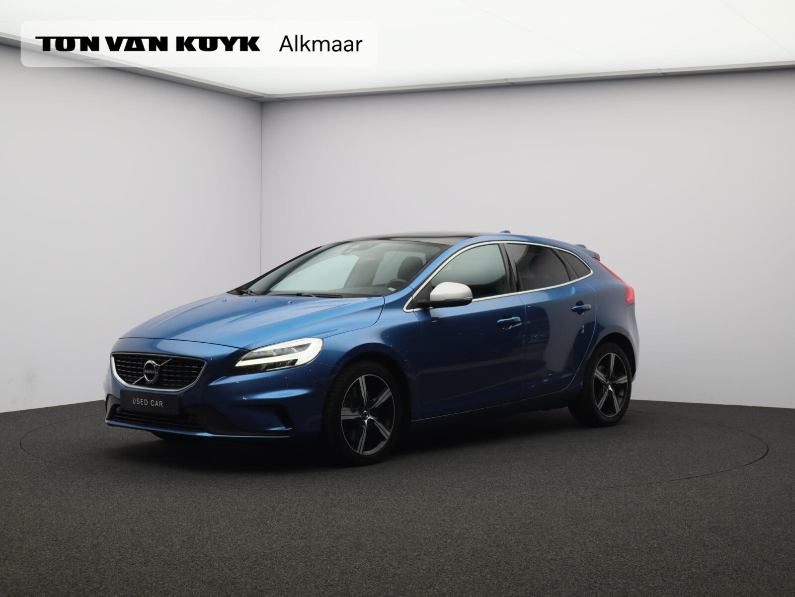 Volvo V40 - Foto 1