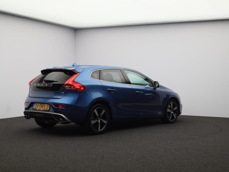 Volvo V40 - Foto 2