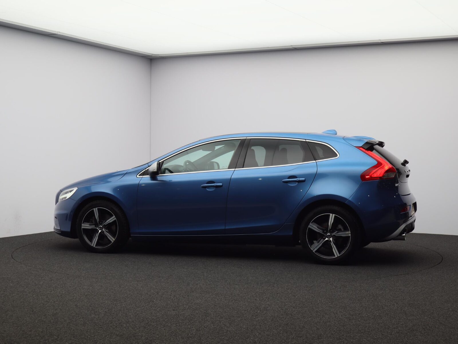 Volvo V40 - Foto 28