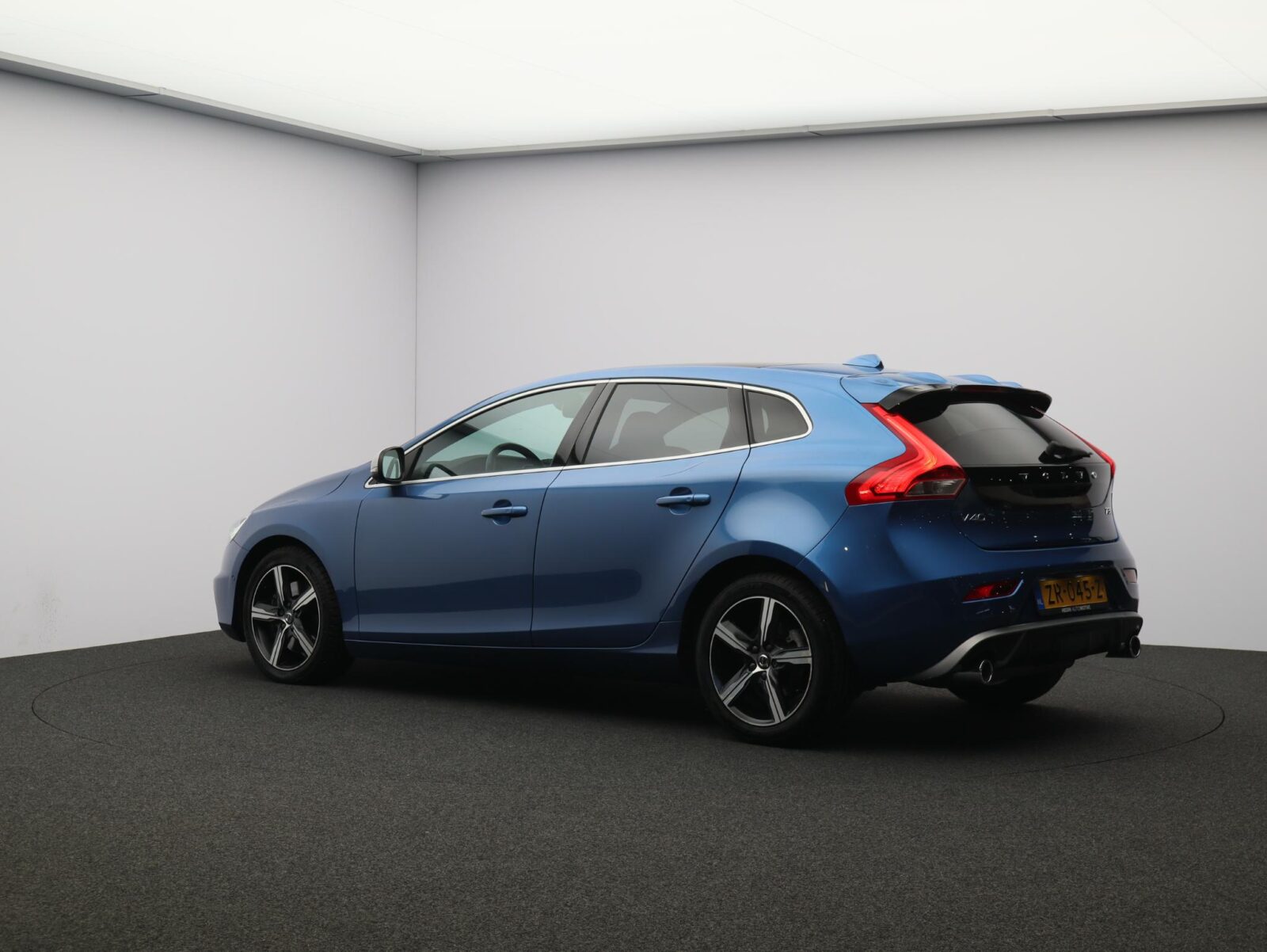 Volvo V40 - Foto 29