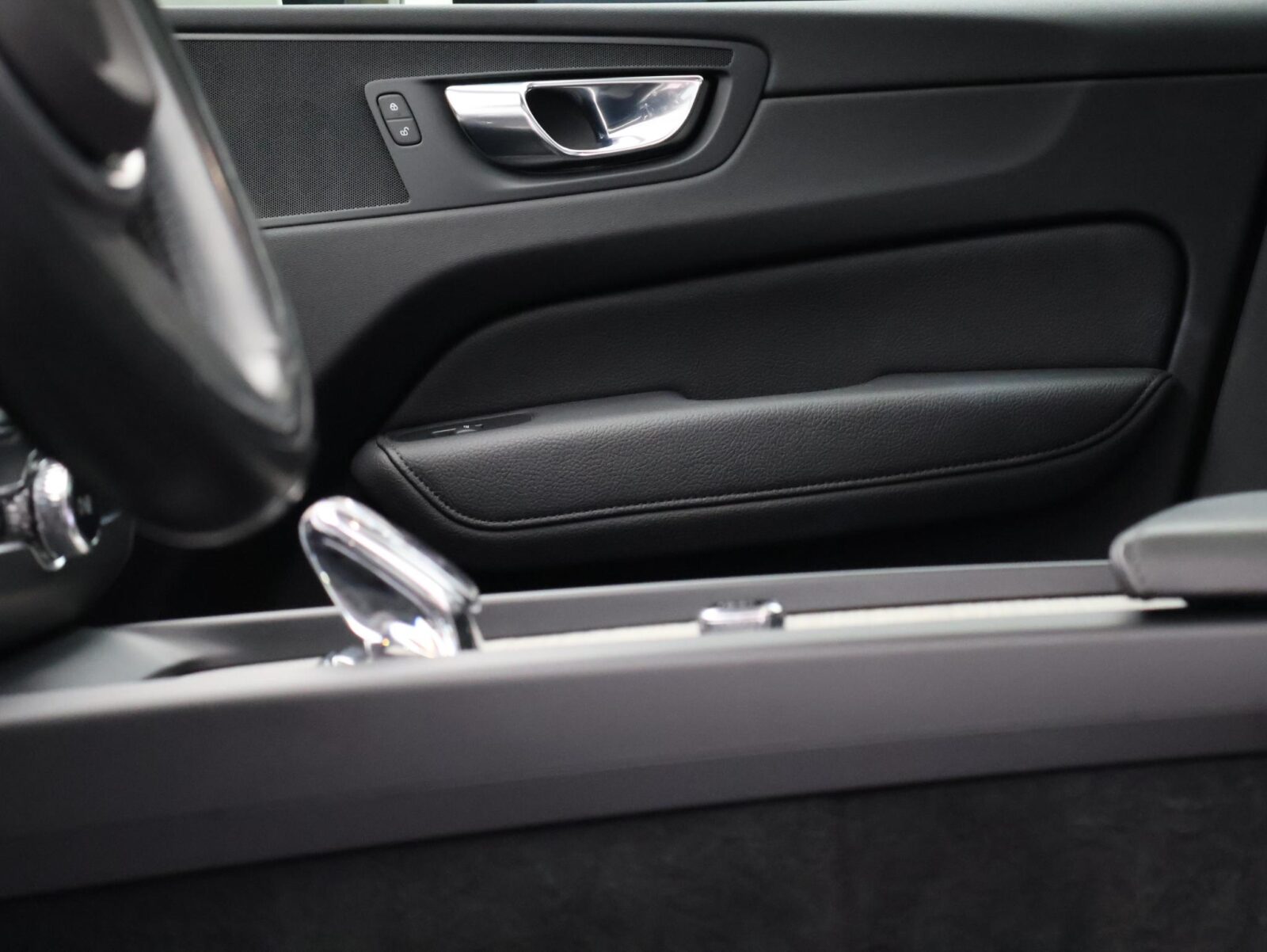 Volvo XC60 - Foto 18