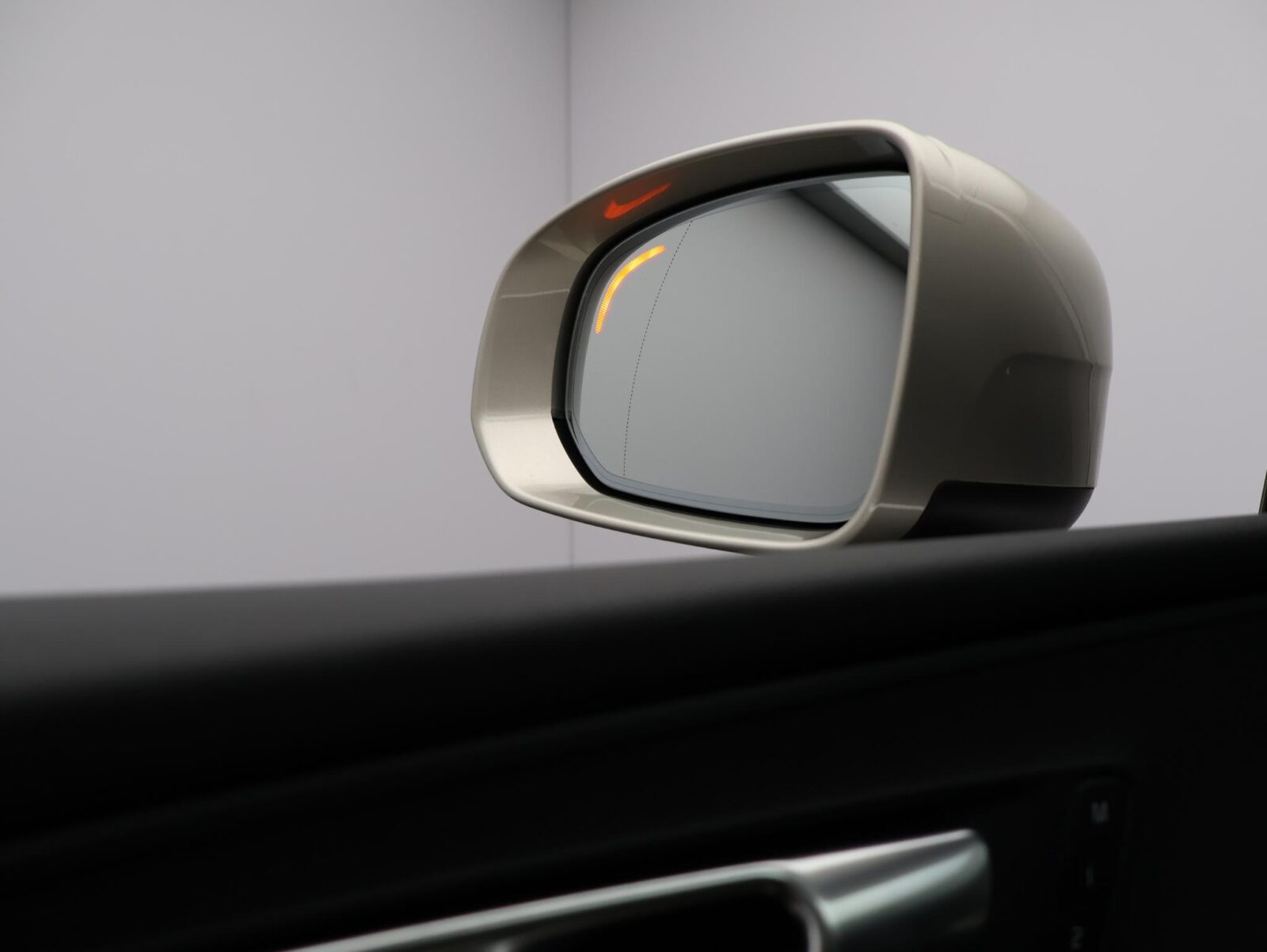 Volvo XC60 - Foto 19