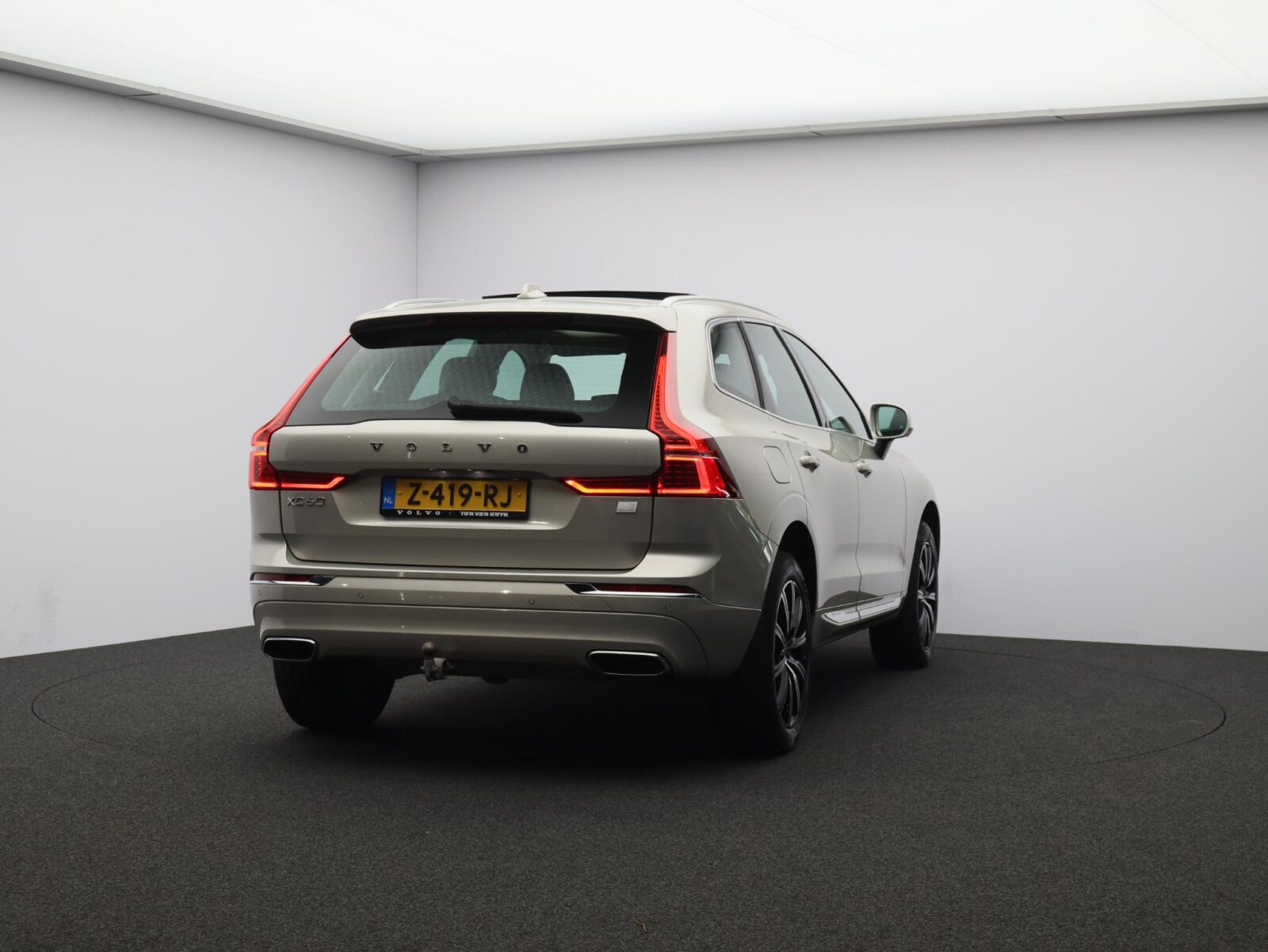 Volvo XC60 - Foto 32
