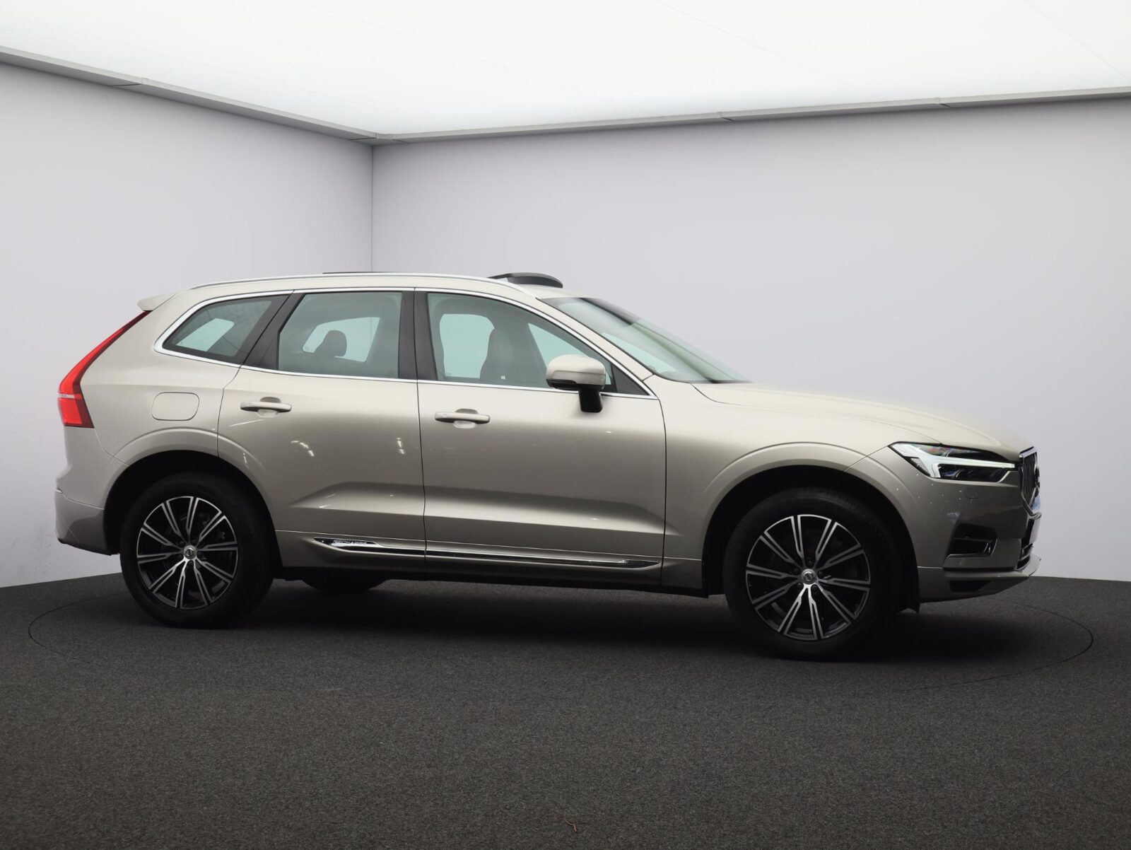 Volvo XC60 - Foto 34