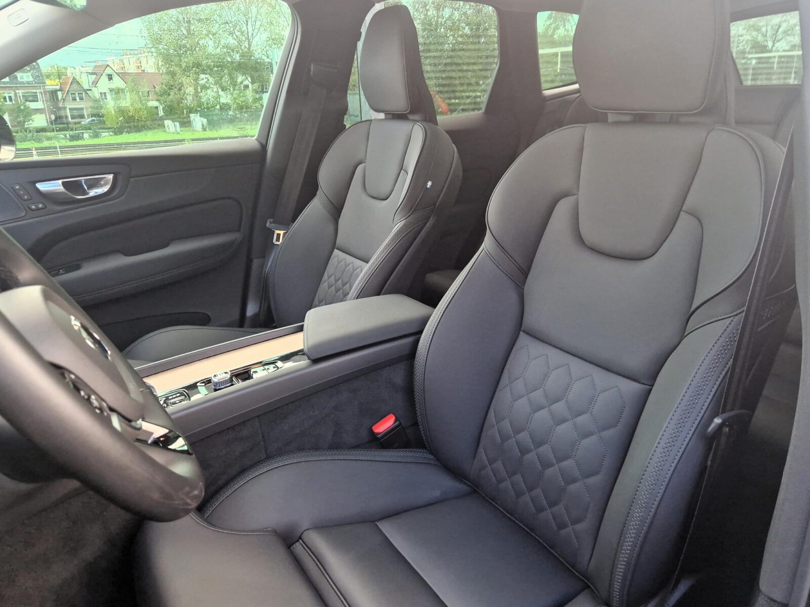 Volvo XC60 - Foto 10