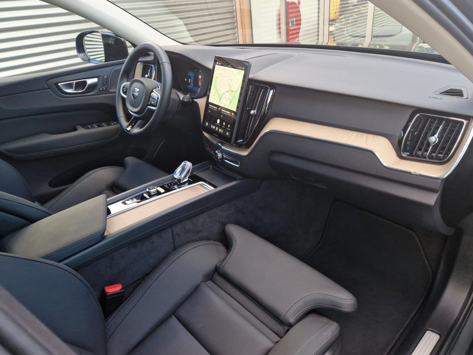 Volvo XC60 - Foto 9