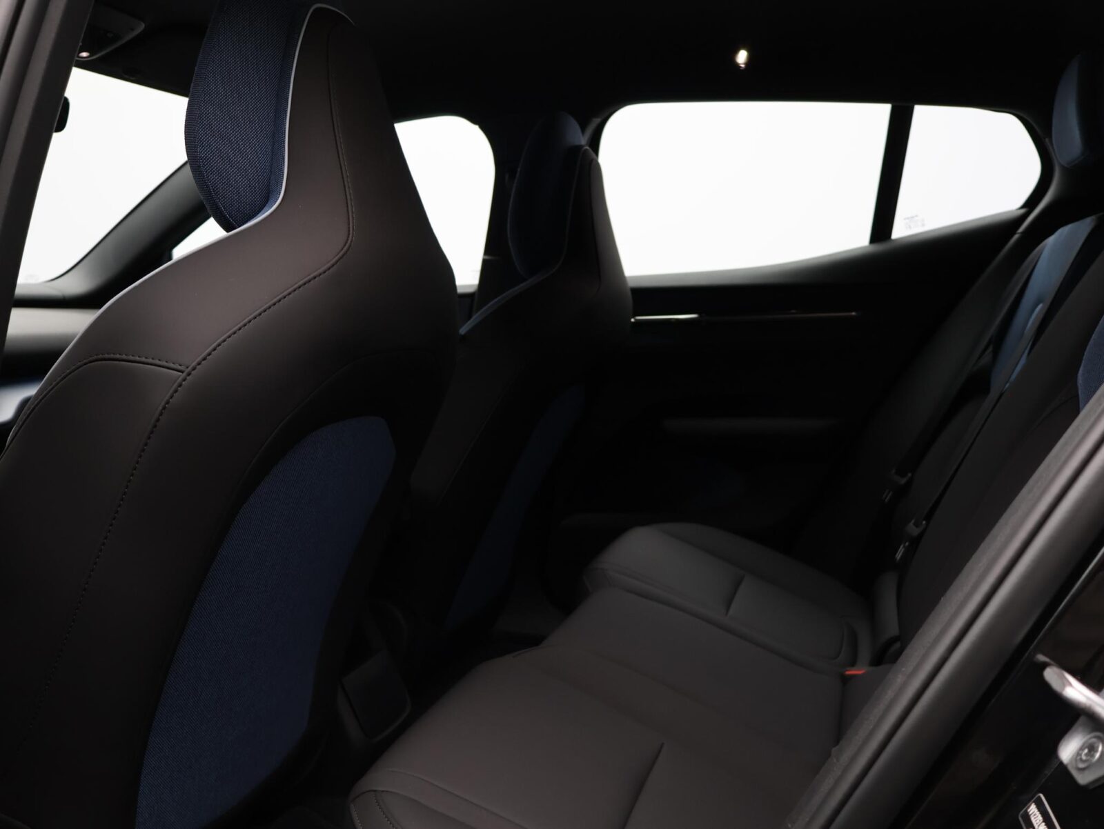 Volvo EX30 - Foto 8