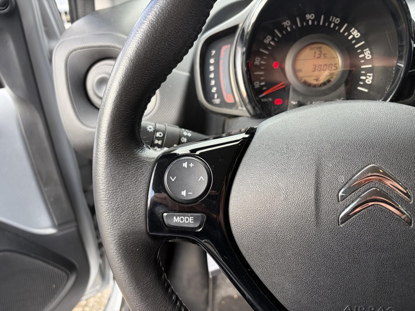 Citroën C1 - Foto 18