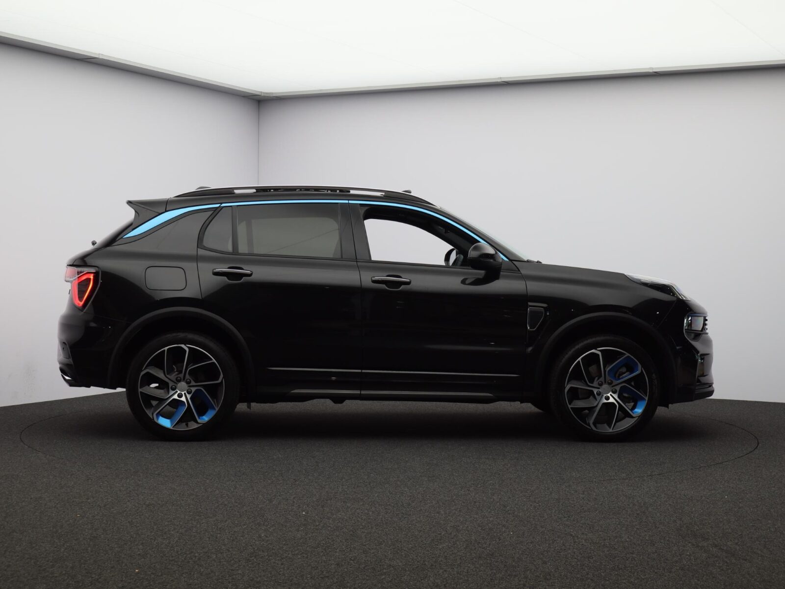 Lynk & Co 01 - Foto 51