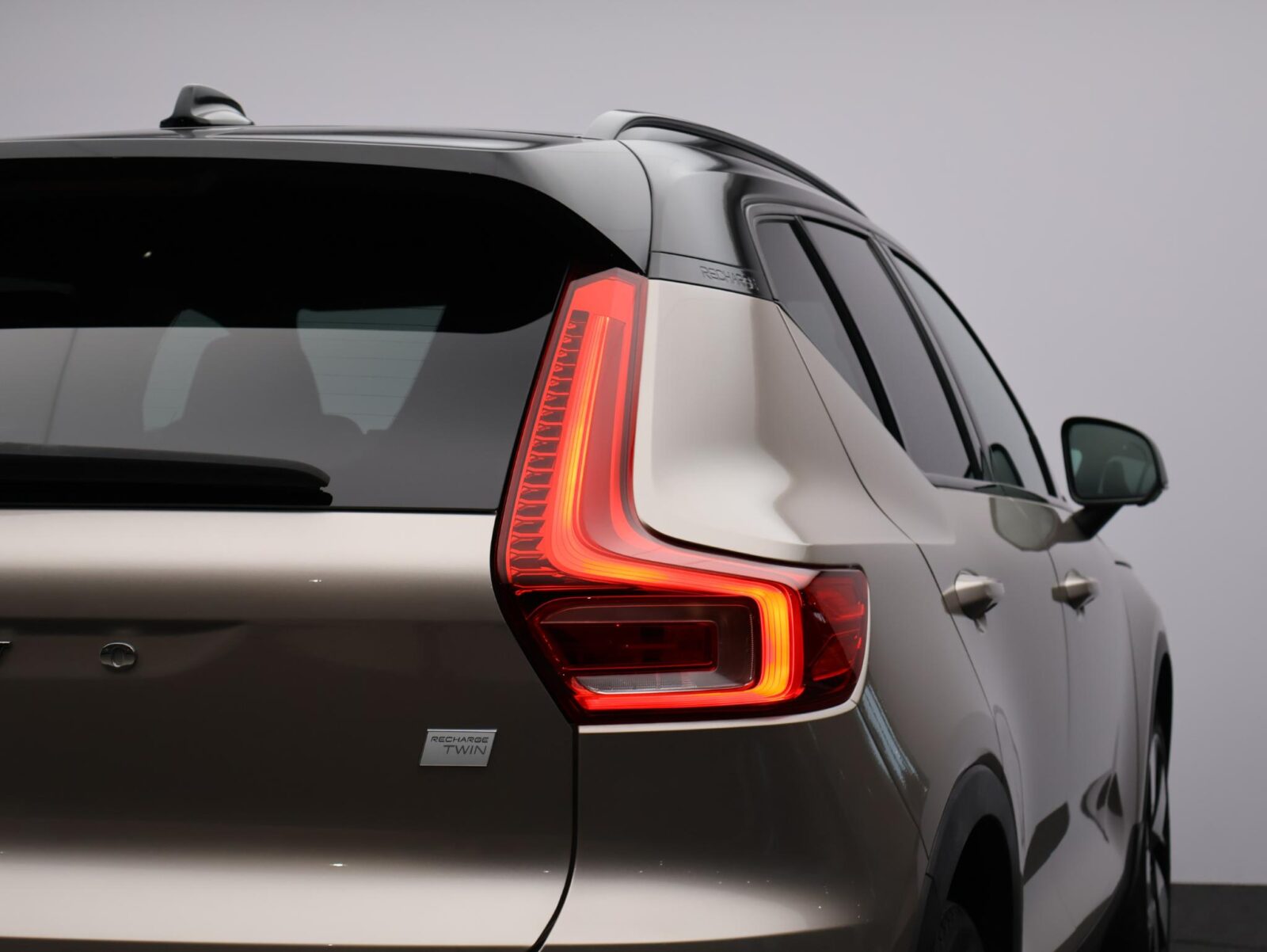 Volvo XC40 - Foto 13