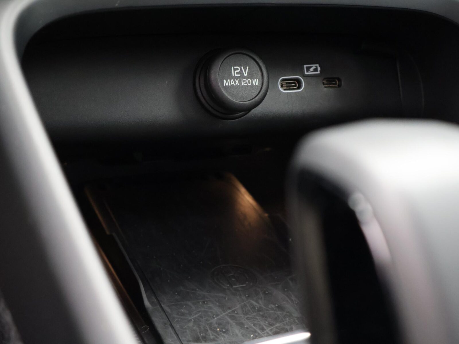 Volvo XC40 - Foto 21