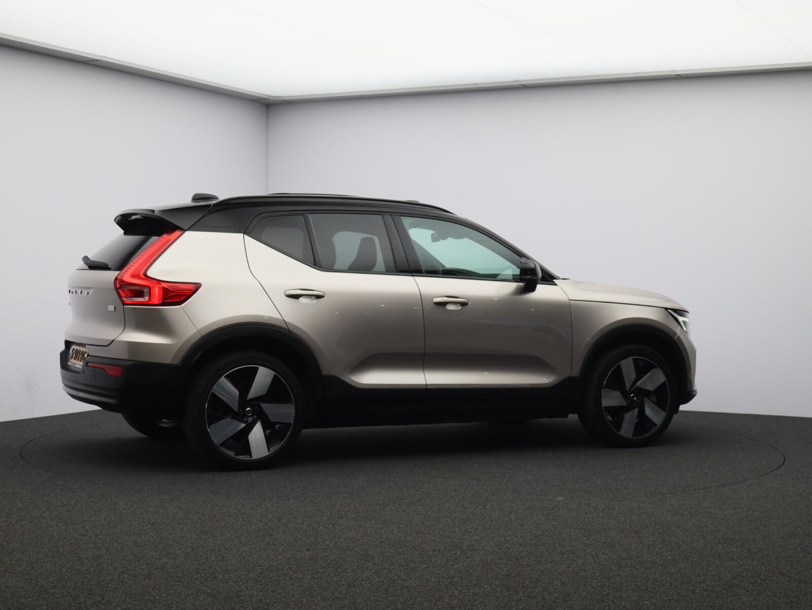 Volvo XC40 - Foto 28