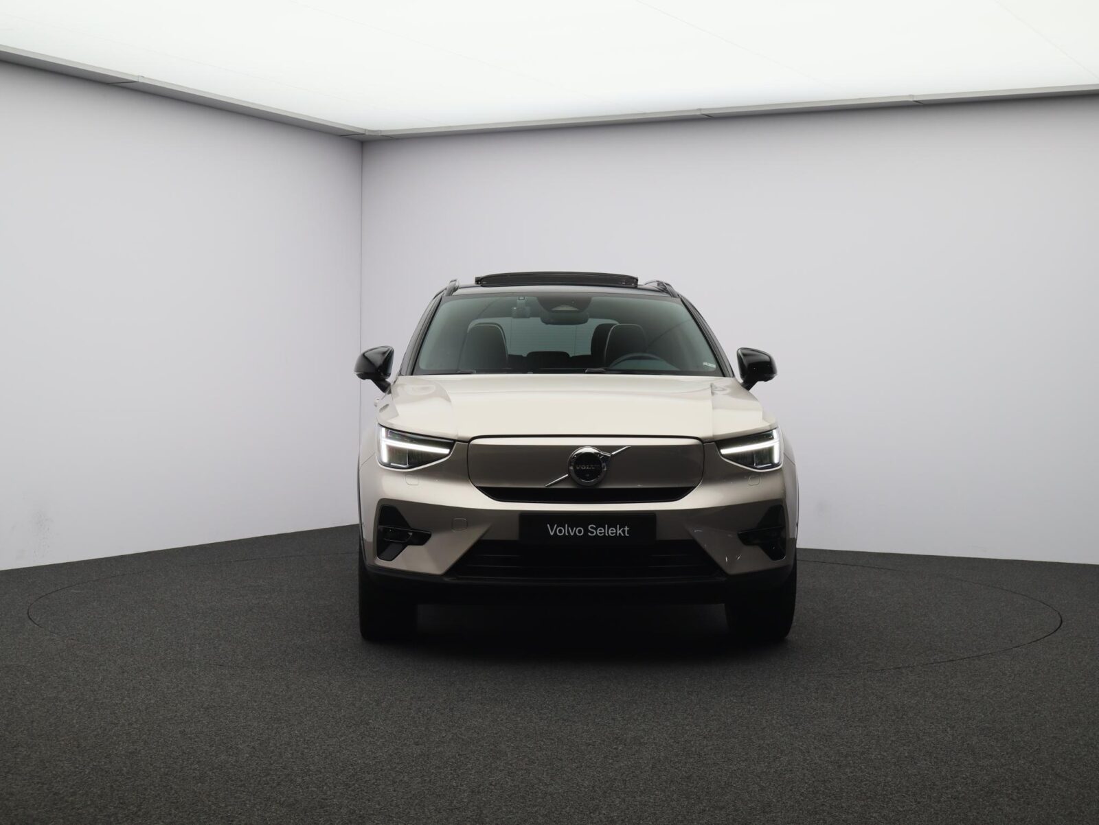 Volvo XC40 - Foto 32