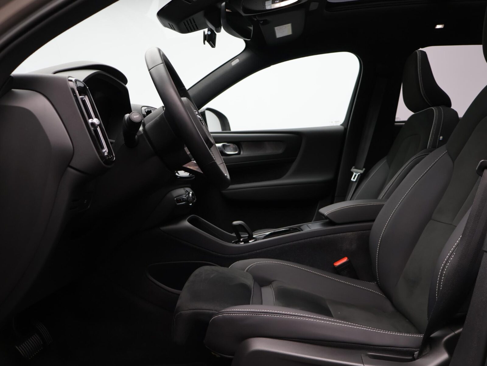 Volvo XC40 - Foto 8