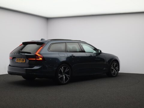 Volvo V90 2.0 T6 Plug-in hybrid AWD Ultimate Dark