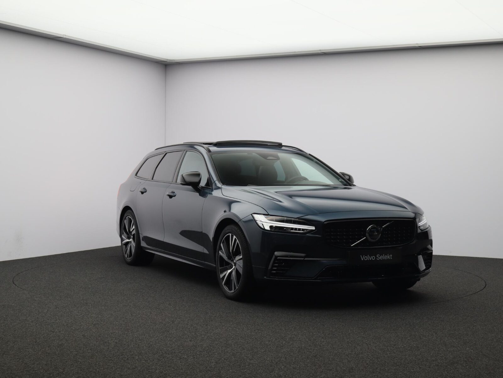 Volvo V90 - Foto 34