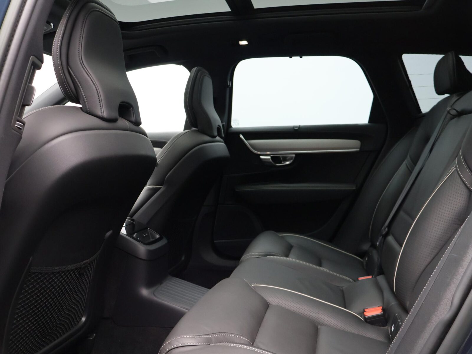 Volvo V90 - Foto 8