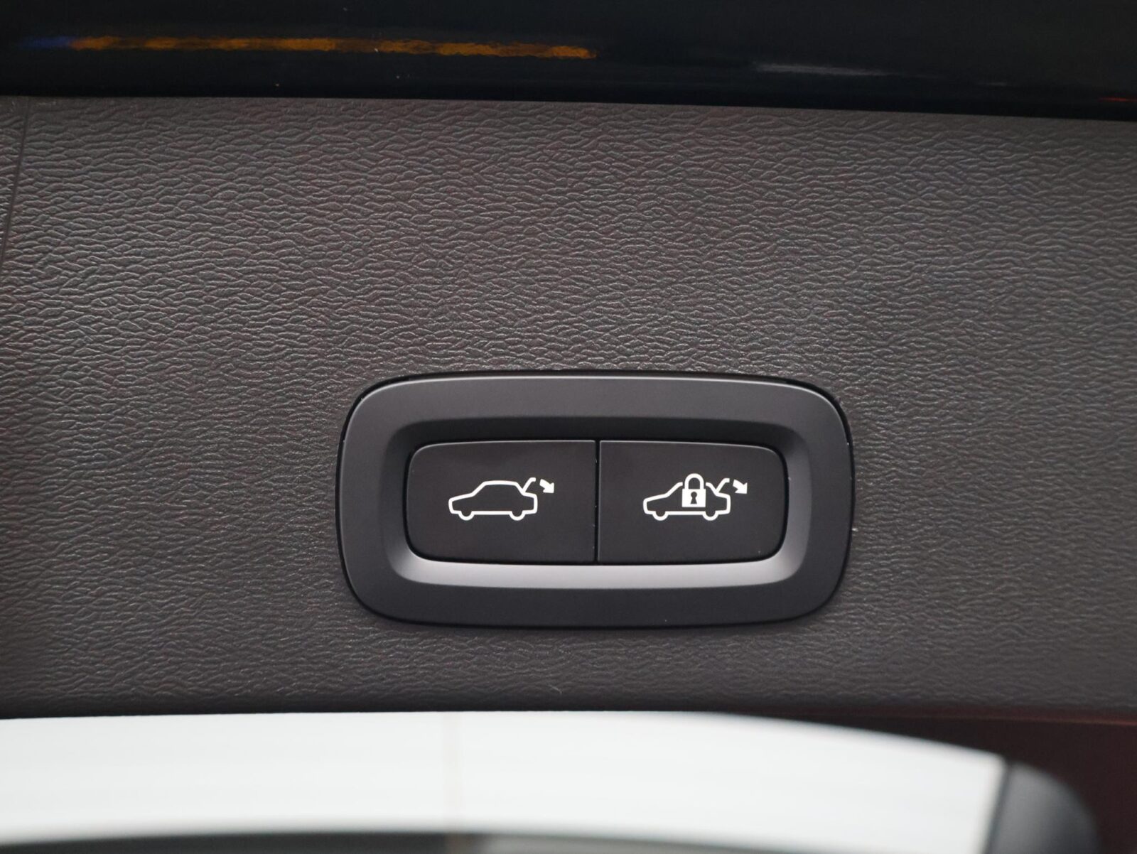 Volvo XC40 - Foto 14