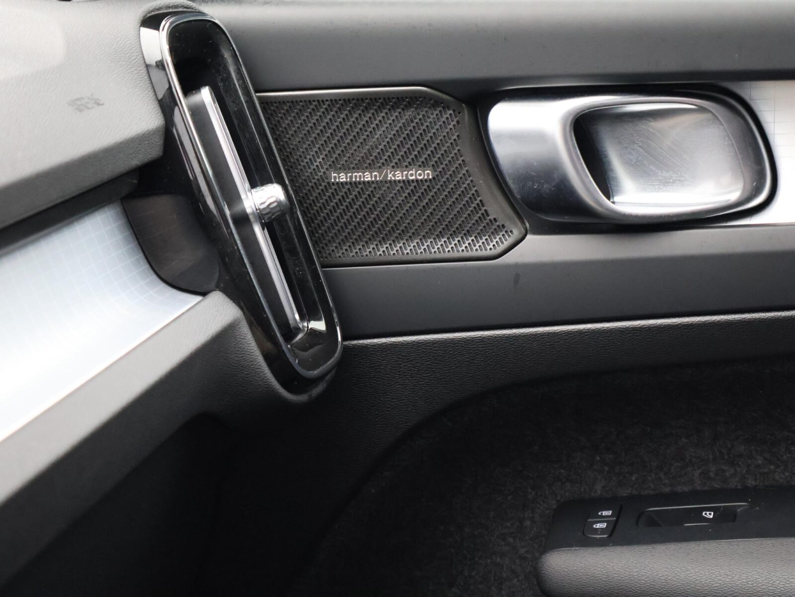Volvo XC40 - Foto 17