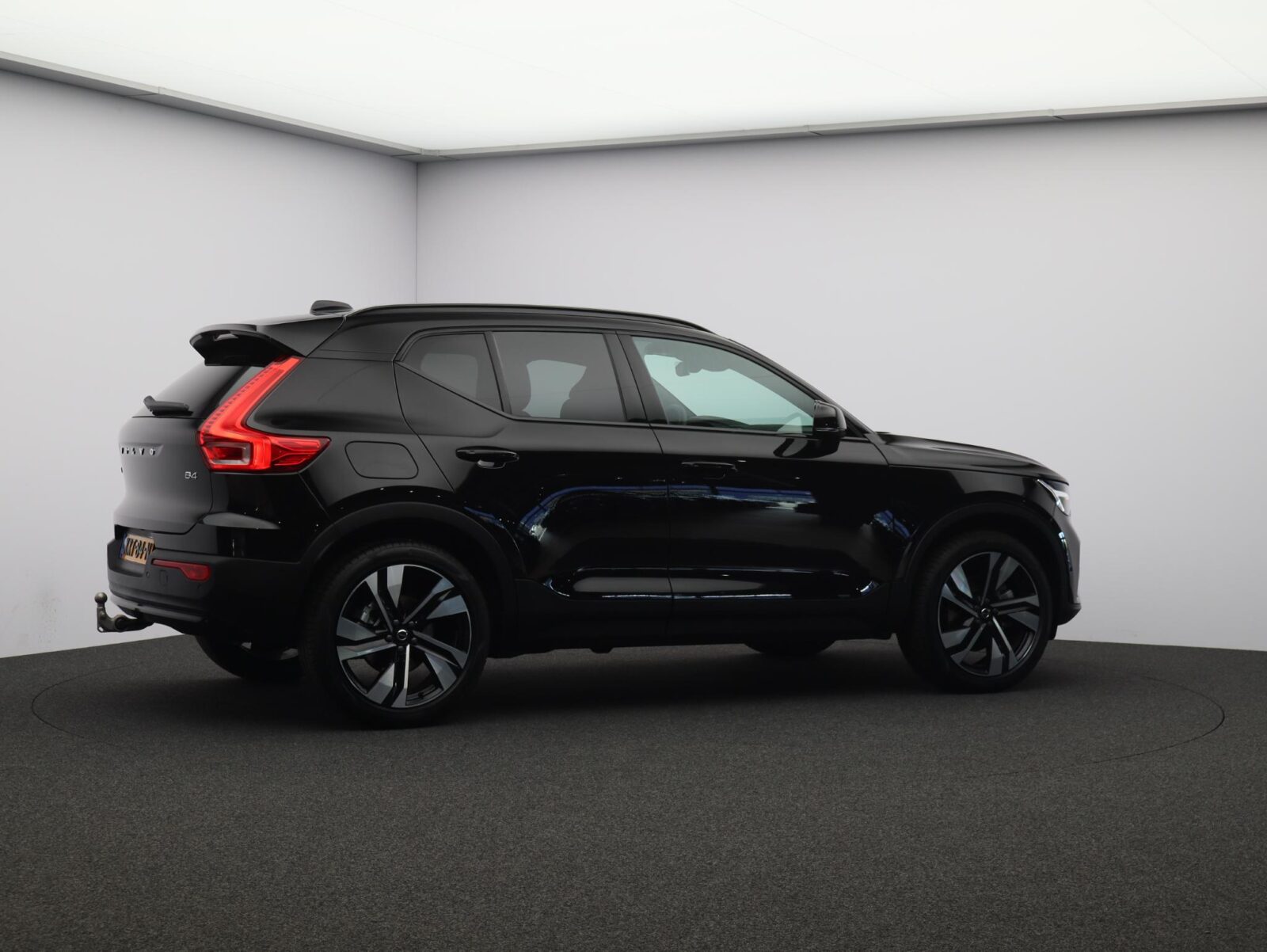 Volvo XC40 - Foto 25