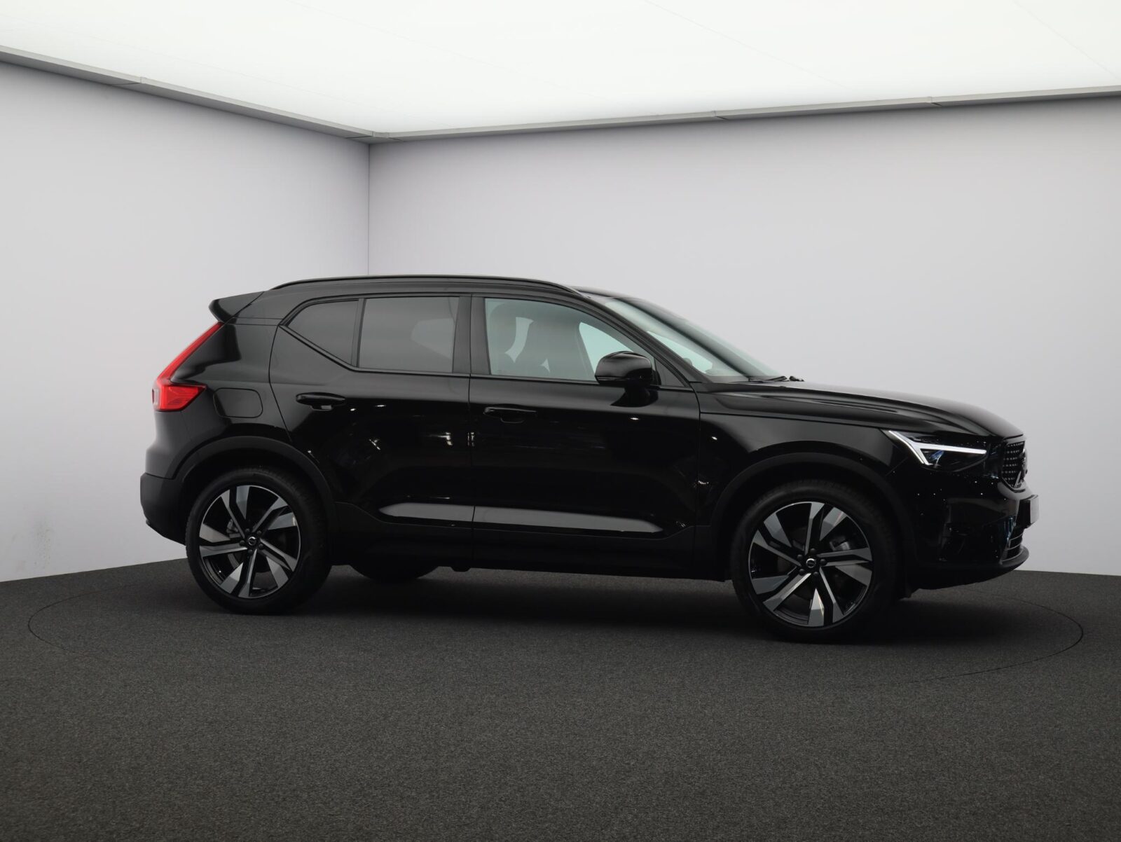 Volvo XC40 - Foto 26