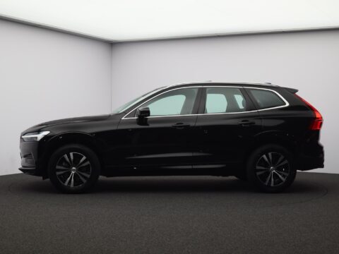 Volvo XC60 2.0 B5 Momentum Exclusive