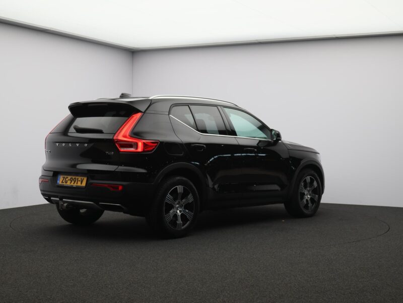 Volvo XC40 - Foto 2