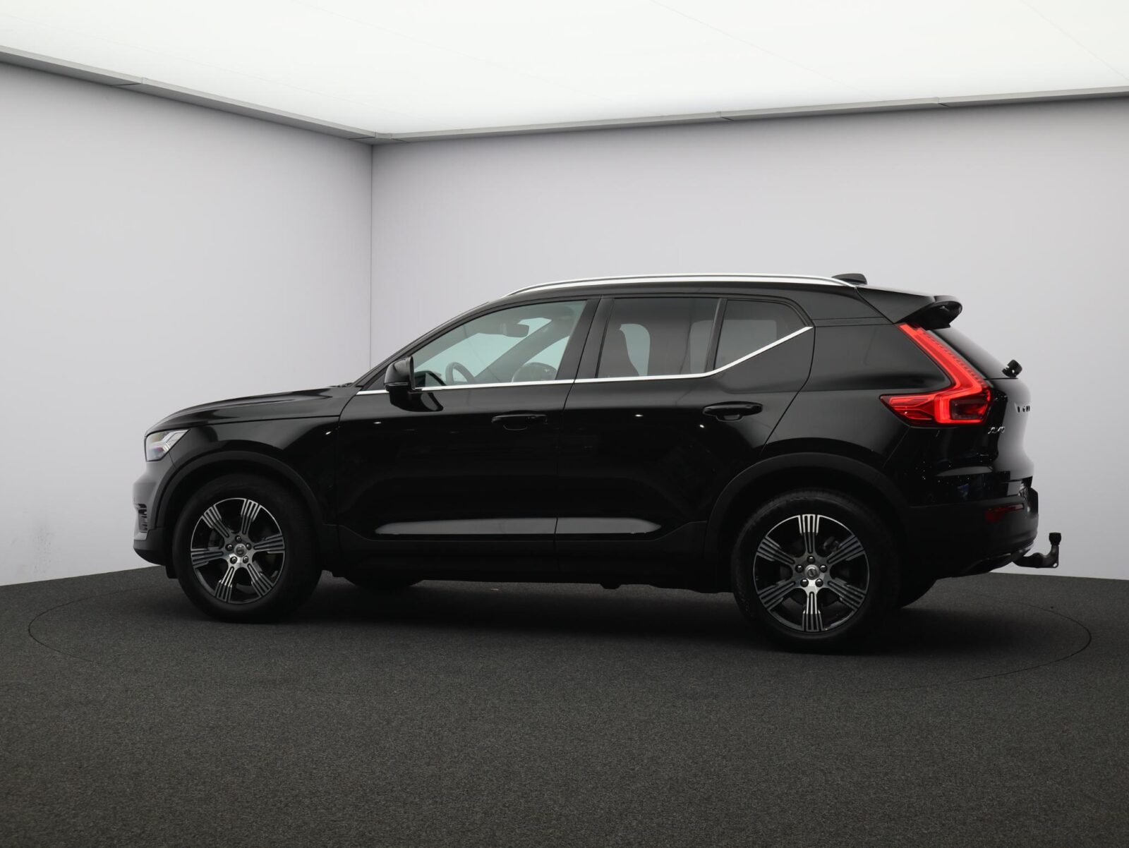 Volvo XC40 - Foto 25